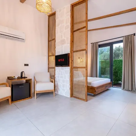 Rota Kilidonia Suites&villas Karaöz