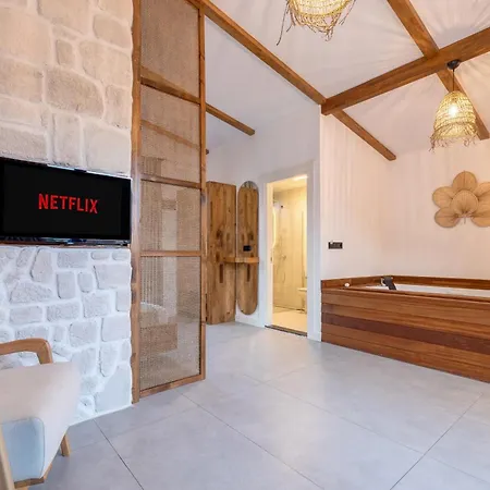 Rota Kilidonia Suites&villas Karaöz